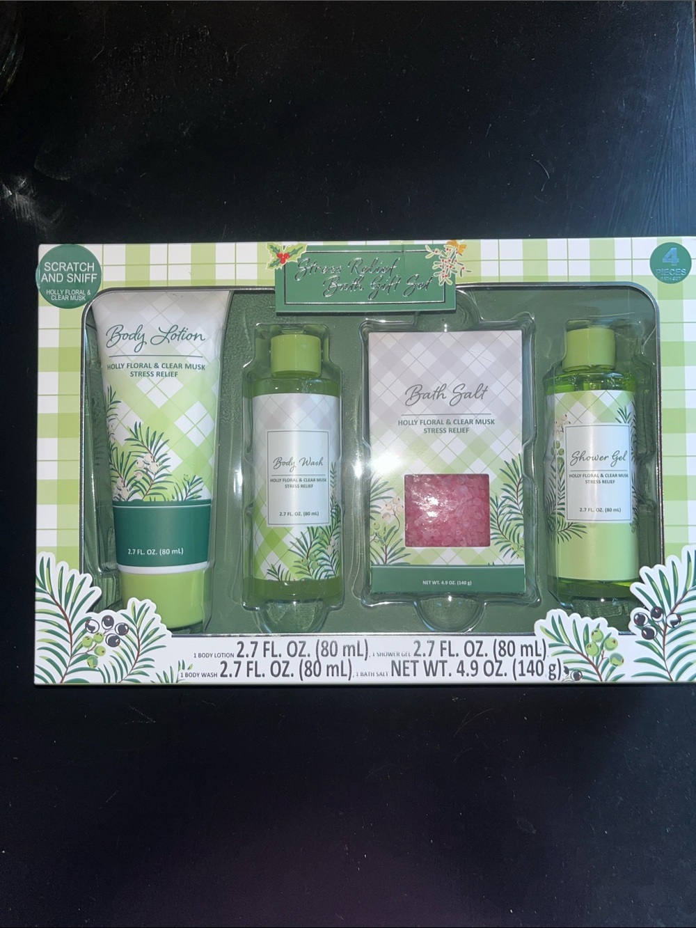 Green Holiday Stress Relief Gift Set - Body Lotion, Wash, Shower Gel & Bath Salt